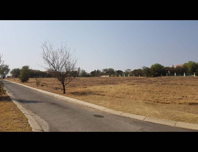 LAND FOR SALE IN BEAULIEU